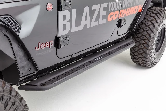 Go Rhino DSS4425T Dominator Extreme DSS SideSteps - Complete Kit: SideStep + Brackets